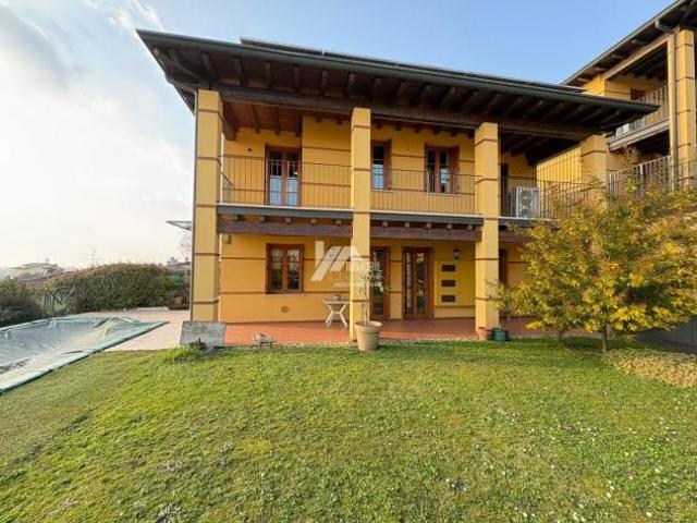 Villa Indipendente in vendita a Capriano Del Colle, Lombardia