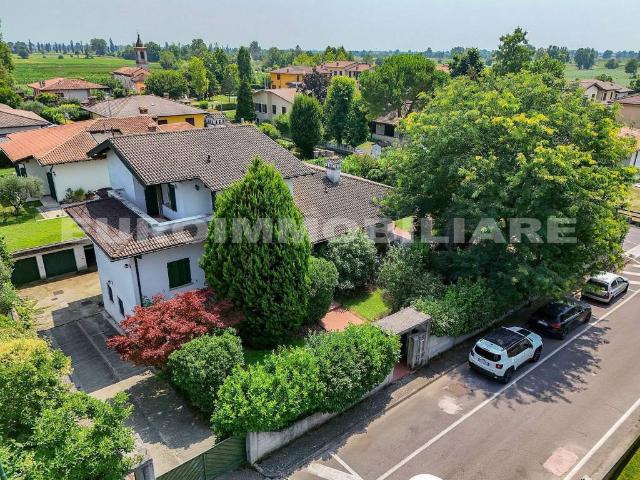 Villa Indipendente in vendita a Capriano Del Colle, Lombardia