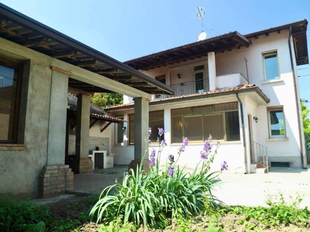 Villa Indipendente in vendita a Capriano Del Colle, Lombardia