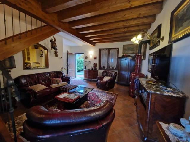 Villa Indipendente in vendita a Piemonte, Alessandria