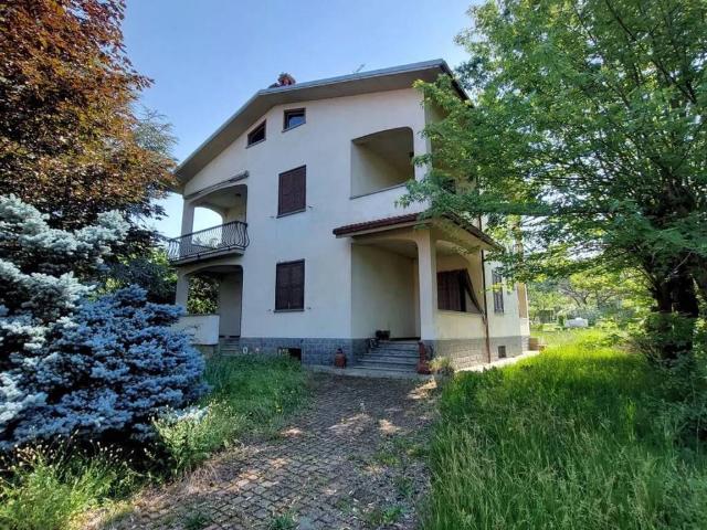 Villa Indipendente in vendita a Capriata d'Orba, Alessandria