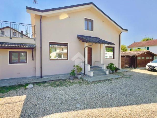 Villa Indipendente in vendita a Piemonte, Alessandria