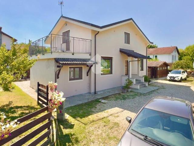 Villa Indipendente in vendita a Piemonte, Alessandria