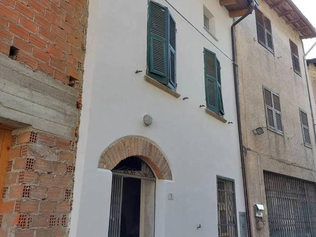 Villa Indipendente in vendita a Piemonte, Alessandria