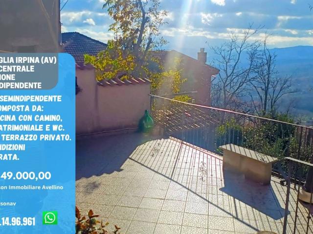 Villa Indipendente in vendita a Capriglia Irpina, Campania