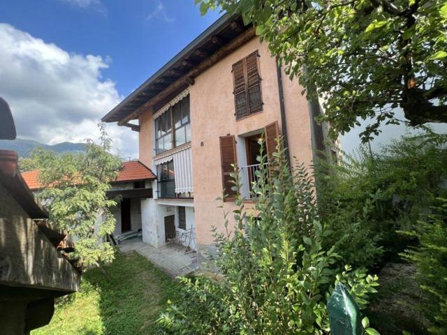 Villa Indipendente in vendita a Piemonte, Biella