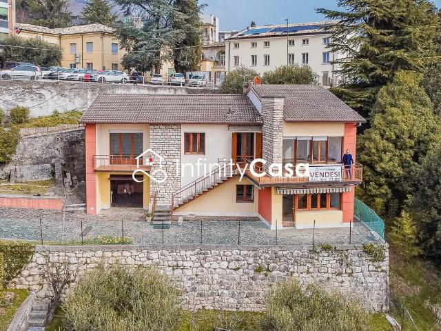Villa Indipendente in vendita a Rubiana, Caprino Veronese