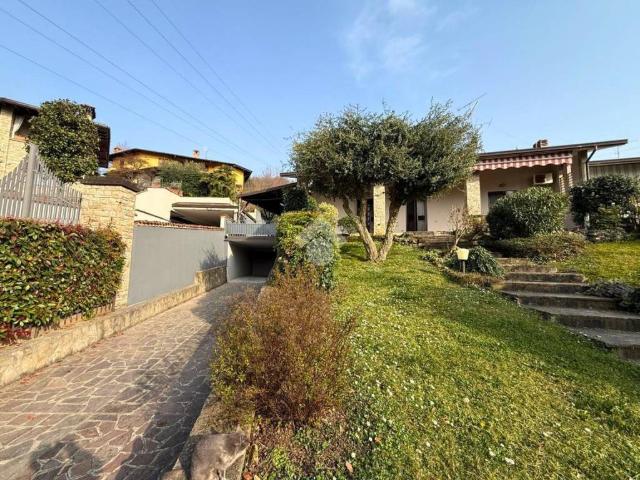 Villa Indipendente in vendita a Pirlotti, Capriolo