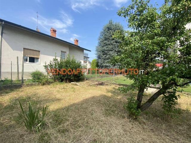 Villa Indipendente in vendita a Le Case, Capriolo