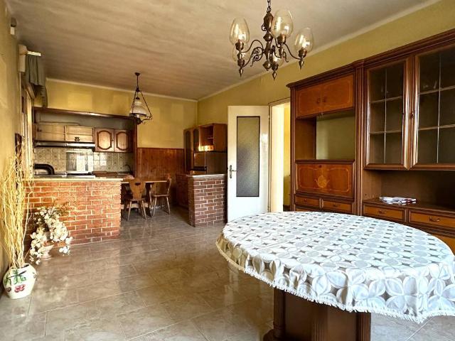 Villa Indipendente in vendita a Capriva Del Friuli, Friuli-Venezia Giulia