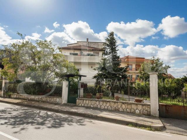 Villa Indipendente in vendita a Risorgimento, Capua
