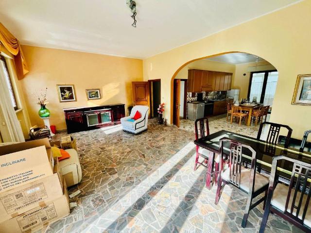 Villa Indipendente in vendita a Puglia, Bari