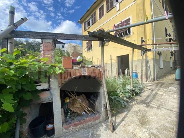 Villa Indipendente in vendita a Carasco, Liguria