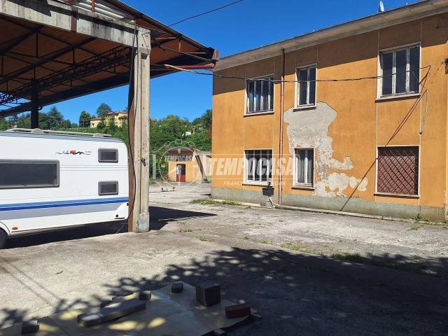 Villa Indipendente in vendita a Realdino, Carate Brianza