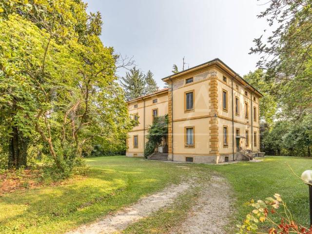 Villa Indipendente in vendita a Realdino, Carate Brianza