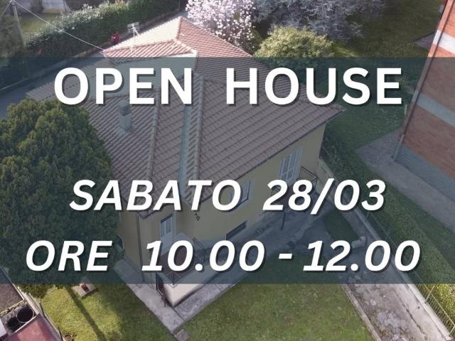 Villa Indipendente in vendita a Carate Brianza, Lombardia