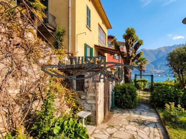Villa Indipendente in vendita a Carate, Carate Urio