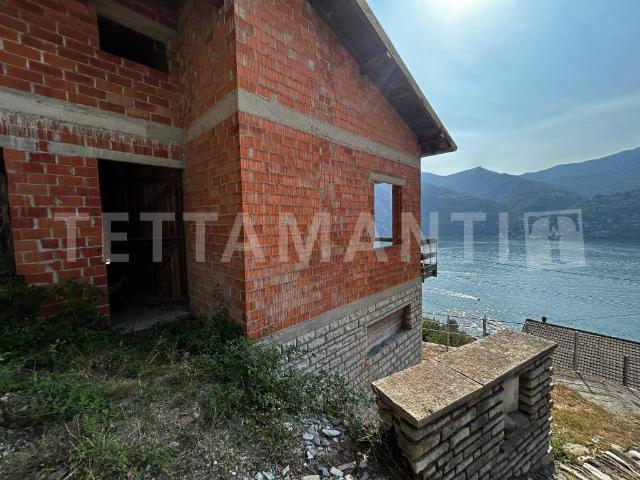 Villa Indipendente in vendita a Carate, Carate Urio