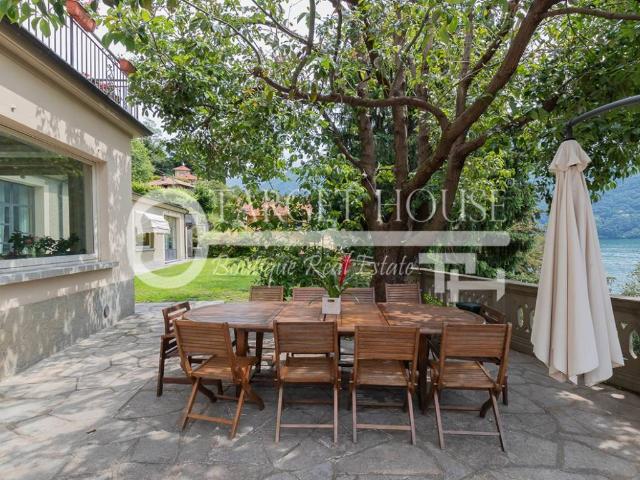 Villa Indipendente in vendita a Carate Urio, Como