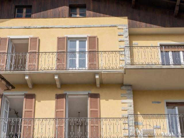 Villa Indipendente in vendita a Somaina, Carate Urio