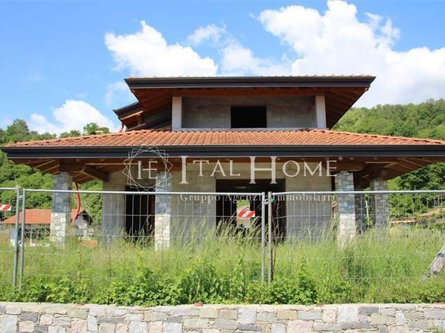 Villa Indipendente in vendita a Caravaggio, Lombardia