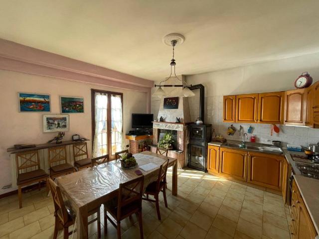 Villa Indipendente in vendita a Caravaggio, Lombardia