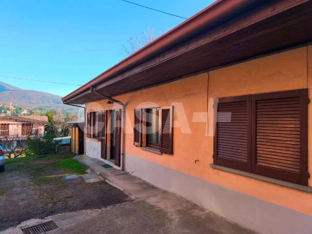 Villa Indipendente in vendita a Unione dei comuni del Medio Verbano, Caravate