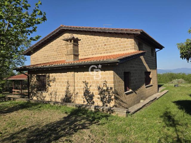 Villa Indipendente in vendita a Carbognano, Lazio