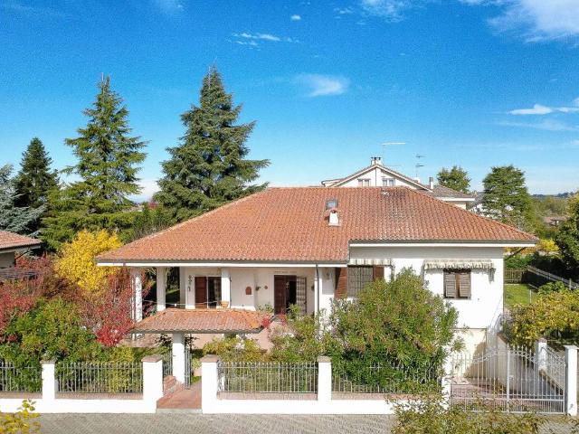 Villa Indipendente in vendita a Piemonte, Alessandria