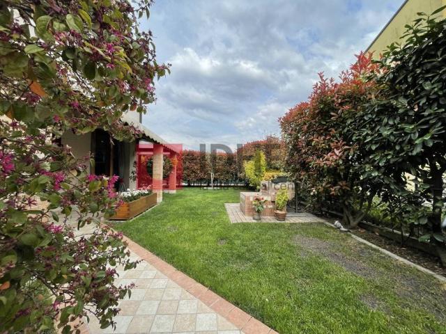 Villa Indipendente in vendita a Carbonera, Veneto