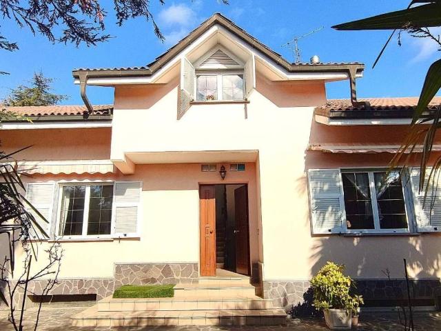 Villa Indipendente in vendita a Carcare, Liguria