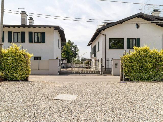 Villa Indipendente in vendita a Cuoricino, Cardano Al Campo