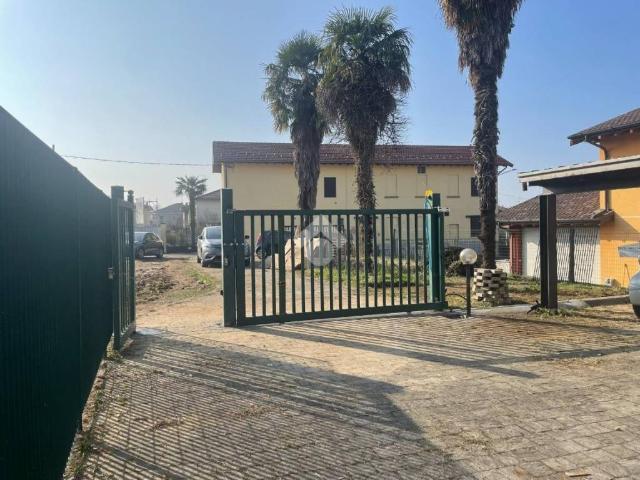 Villa Indipendente in vendita a Cuoricino, Cardano Al Campo