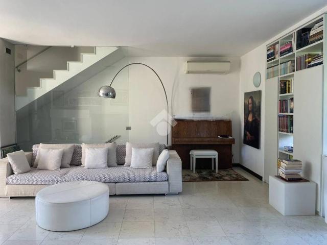 Villa Indipendente in vendita a Cuoricino, Cardano Al Campo