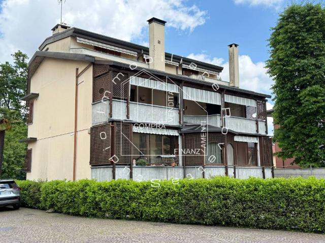 Villa Indipendente in vendita a Cuoricino, Cardano Al Campo