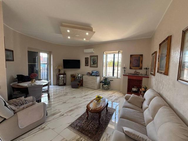 Villa Indipendente in vendita a Località Case Sparse, Cardito