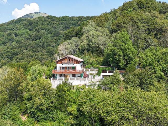 Villa Indipendente in vendita a Torre De' Busi, Lombardia