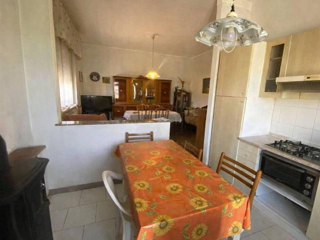 Villa Indipendente in vendita a Caresana, Vercelli