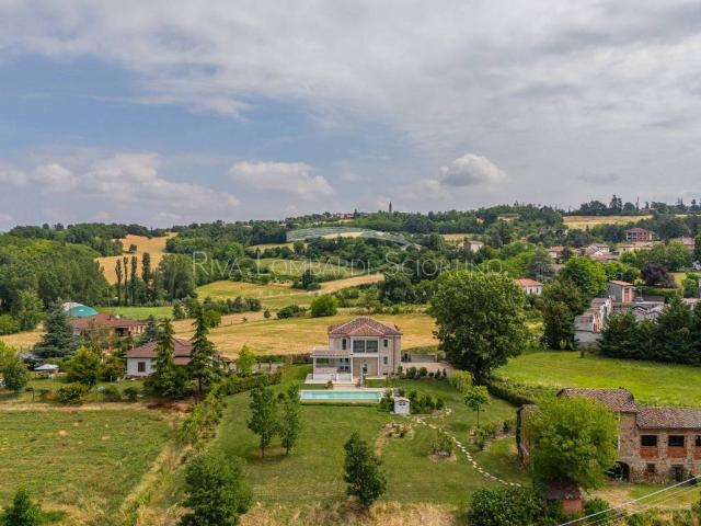 Villa Indipendente in vendita a Piemonte, Alessandria