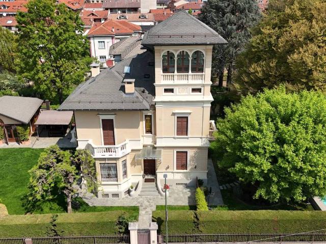Villa Indipendente in vendita a Piemonte, Torino