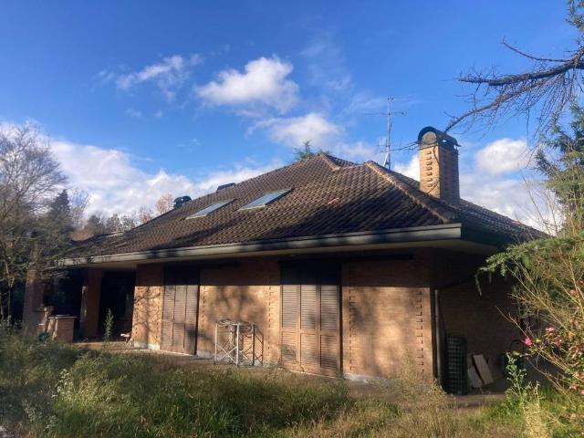 Villa Indipendente in vendita a Carimate, Lombardia