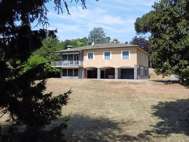 Villa Indipendente in vendita a Carimate, Lombardia