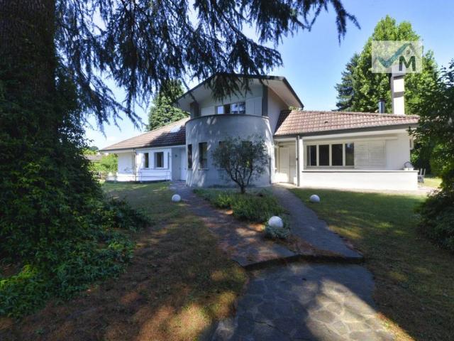 Villa Indipendente in vendita a Carimate, Lombardia