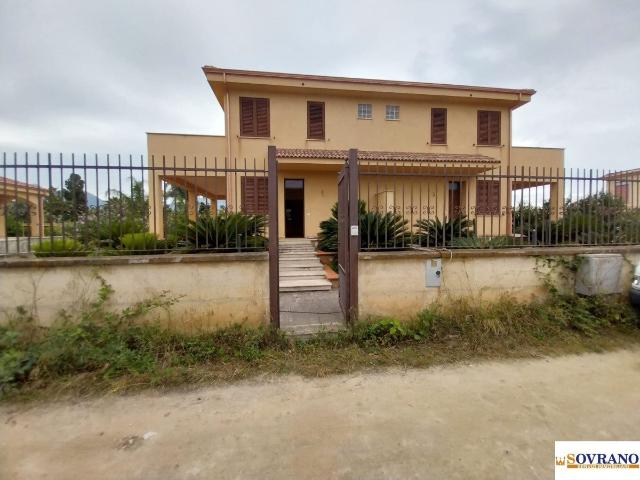 Villa Indipendente in vendita a Carini, Sicilia