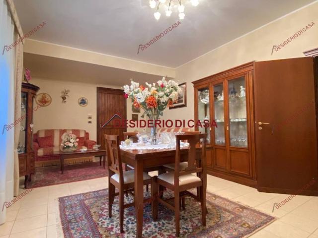Villa Indipendente in vendita a Carini, Sicilia