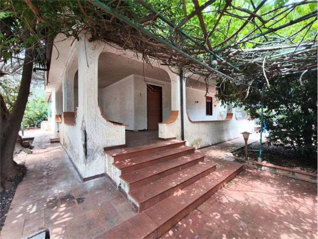 Villa Indipendente in vendita a Piraineto, Carini