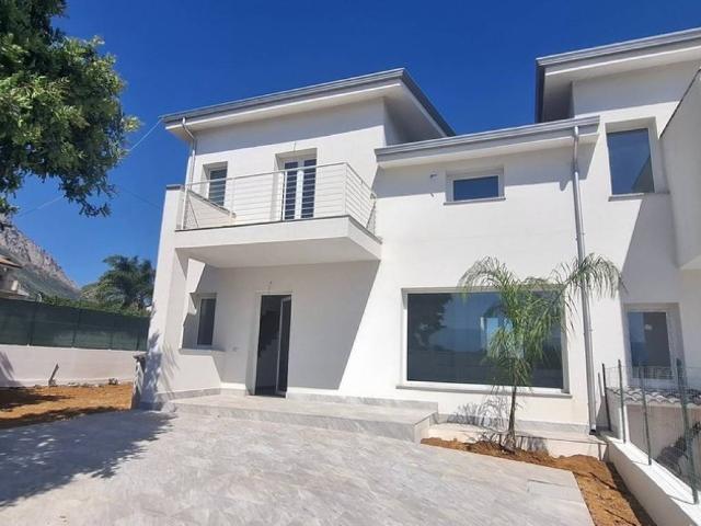 Villa Indipendente in vendita a Piraineto, Carini