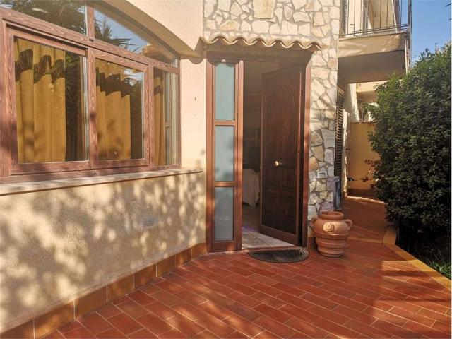 Villa Indipendente in vendita a Piraineto, Carini