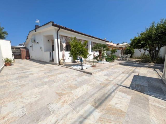 Villa Indipendente in vendita a Piraineto, Carini
