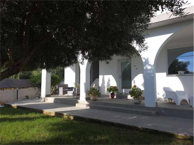 Villa Indipendente in vendita a Piraineto, Carini
